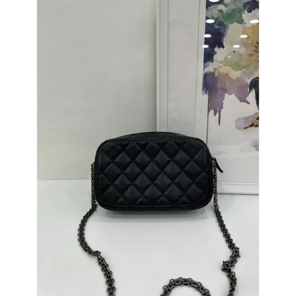 Chanel Women Pre-Loved Bag Very Good Condition